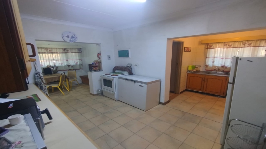 4 Bedroom Property for Sale in Brandwag Free State